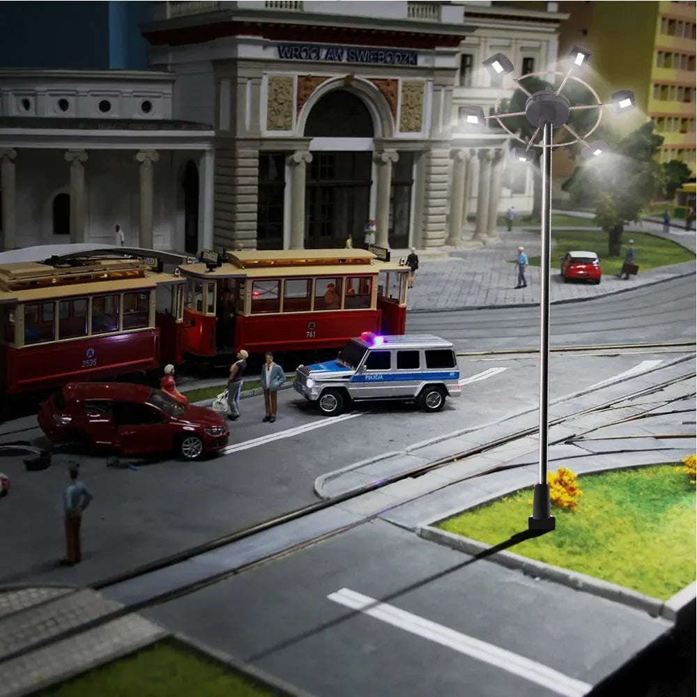 2Pcs 3V Miniature Luminous Tower Street Lamp 1:75-1:150 Model Light for Railway Train/garden/playground/stadium Overhead Lights