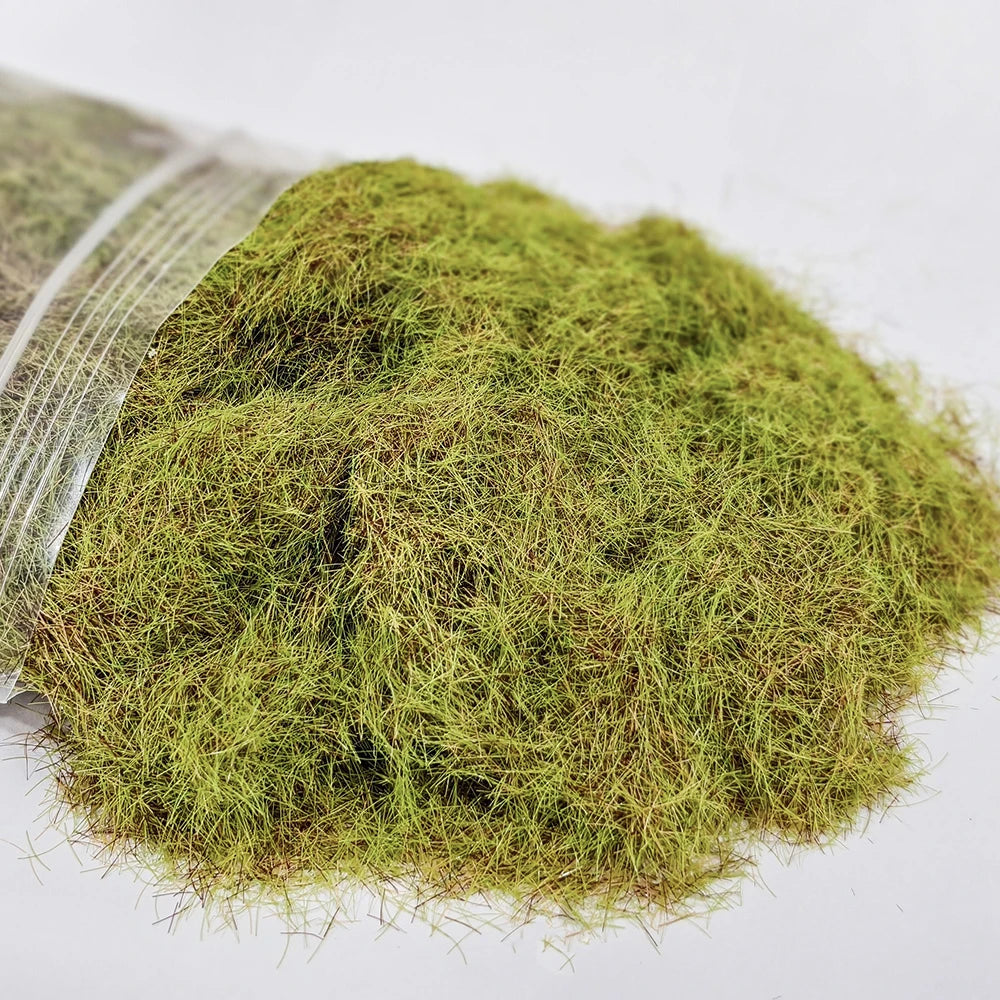 Miniature Plush Model Grass for HO Scale 1:87 Dioramas – Realistic Grass Tufts for Architecture Models, Train Scenery and Building Layouts