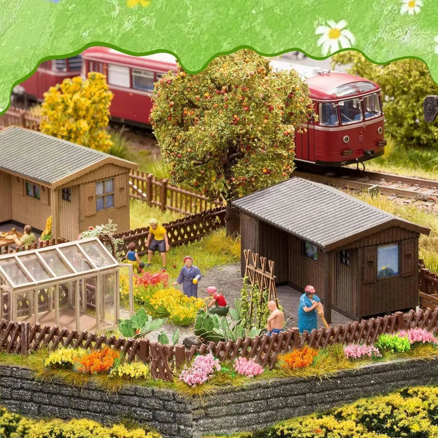 10mm Colorful Grass Tufts for 1:72 Dioramas – Miniature Resin Flower Clusters for Railway Scenery, Architecture Models and Landscape Layouts