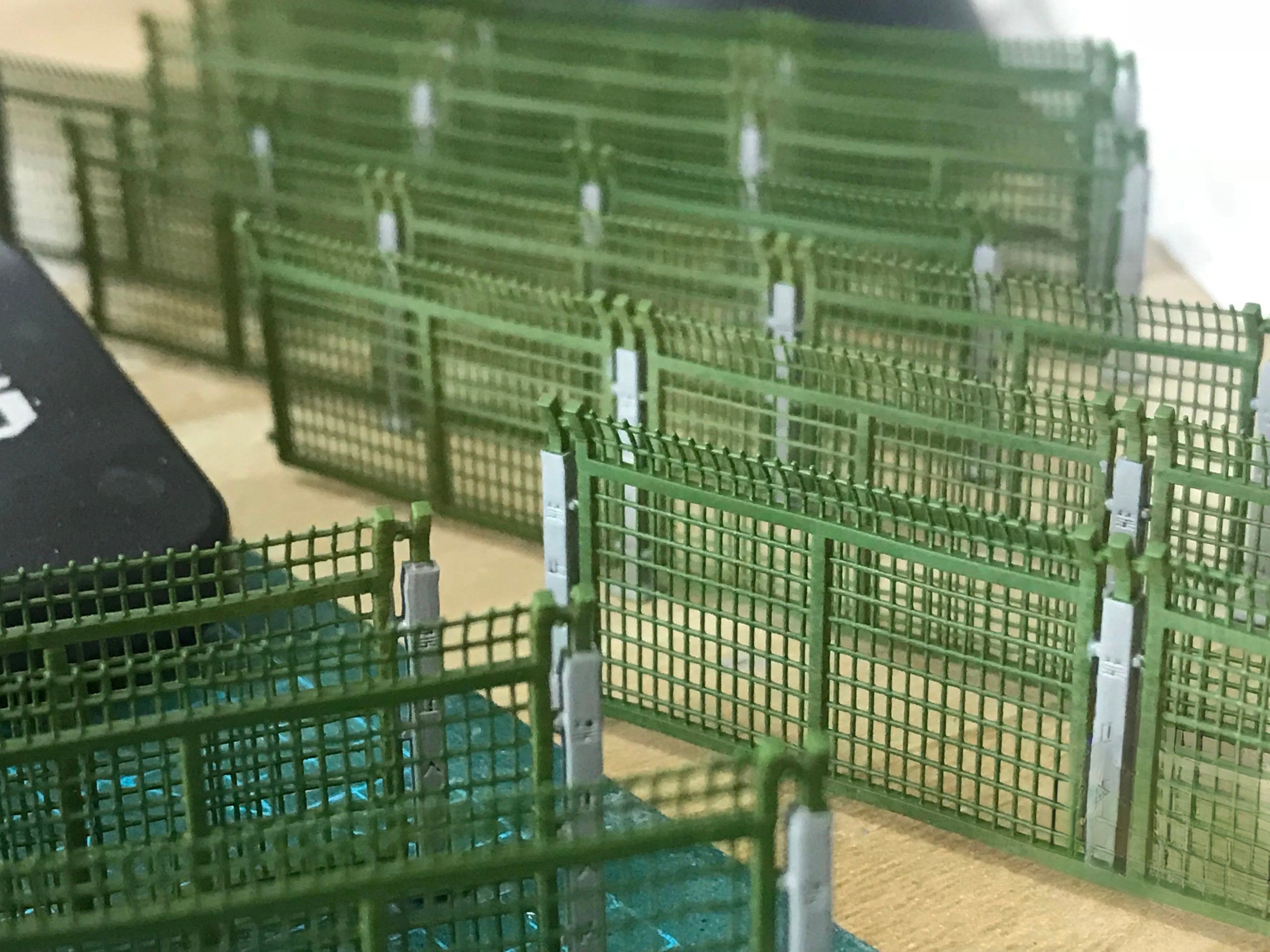 1:87 HO Scale Railroad Barbed Wire Anti-crossing Fence Guardrail Fence Wall Train Model Sand Table Finished Parts