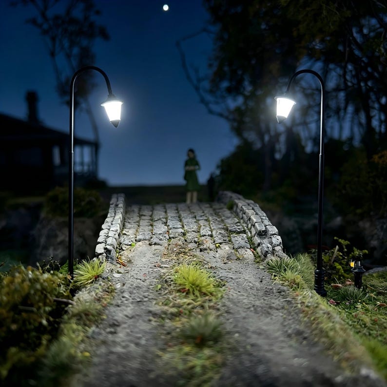 5PCS Mini LED Curved Garden Path Lights for Dollhouse Railway Diorama Scenery 3V Pre-Wired
