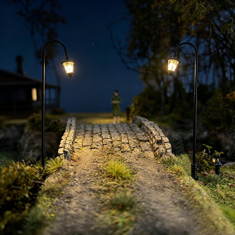 5PCS Mini LED Curved Garden Path Lights for Dollhouse Railway Diorama Scenery 3V Pre-Wired