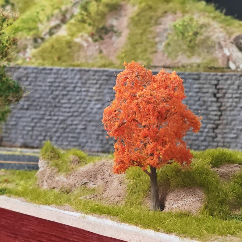 Handcrafted Miniature Trees for Diorama Railway Landscape & Dollhouse Scenery – 2PCS