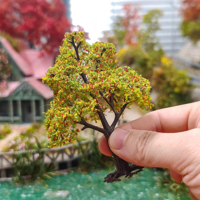 Handcrafted Miniature Trees for Diorama Railway Landscape & Dollhouse Scenery – 2PCS