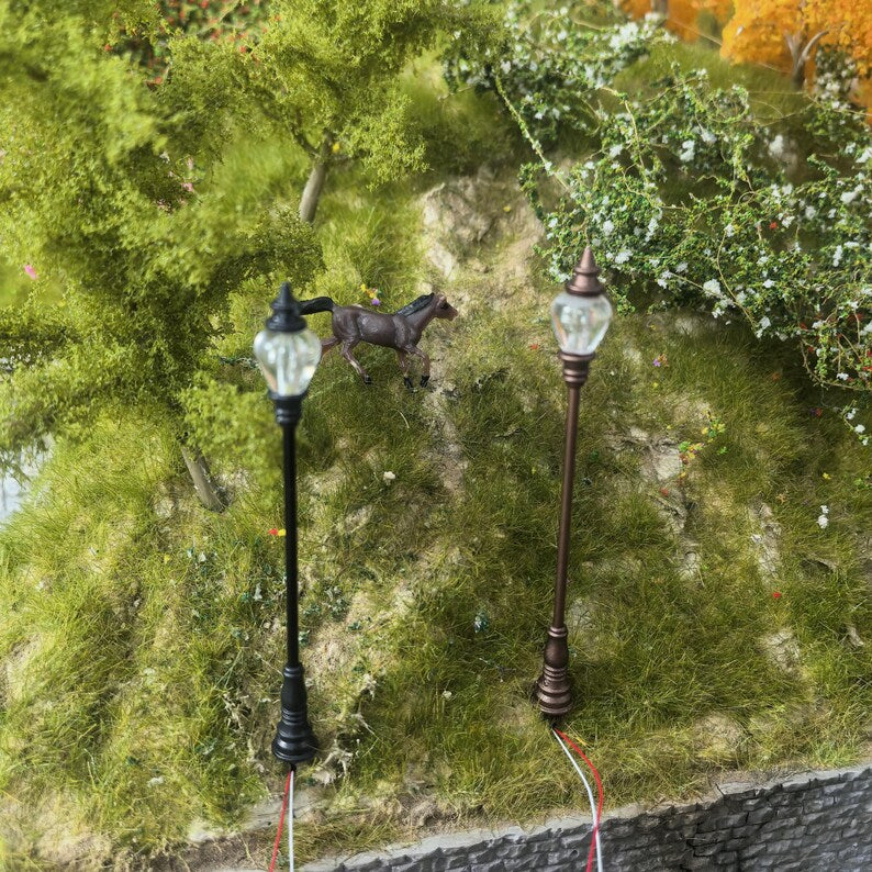 5PCS Pre-Wired Mini LED Post Lamps for Railway Diorama Street Landscape Lighting